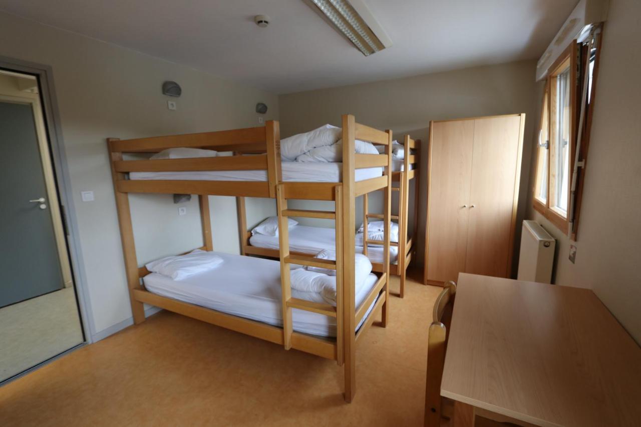 Auberge De Jeunesse Hi Pontarlier Exteriör bild