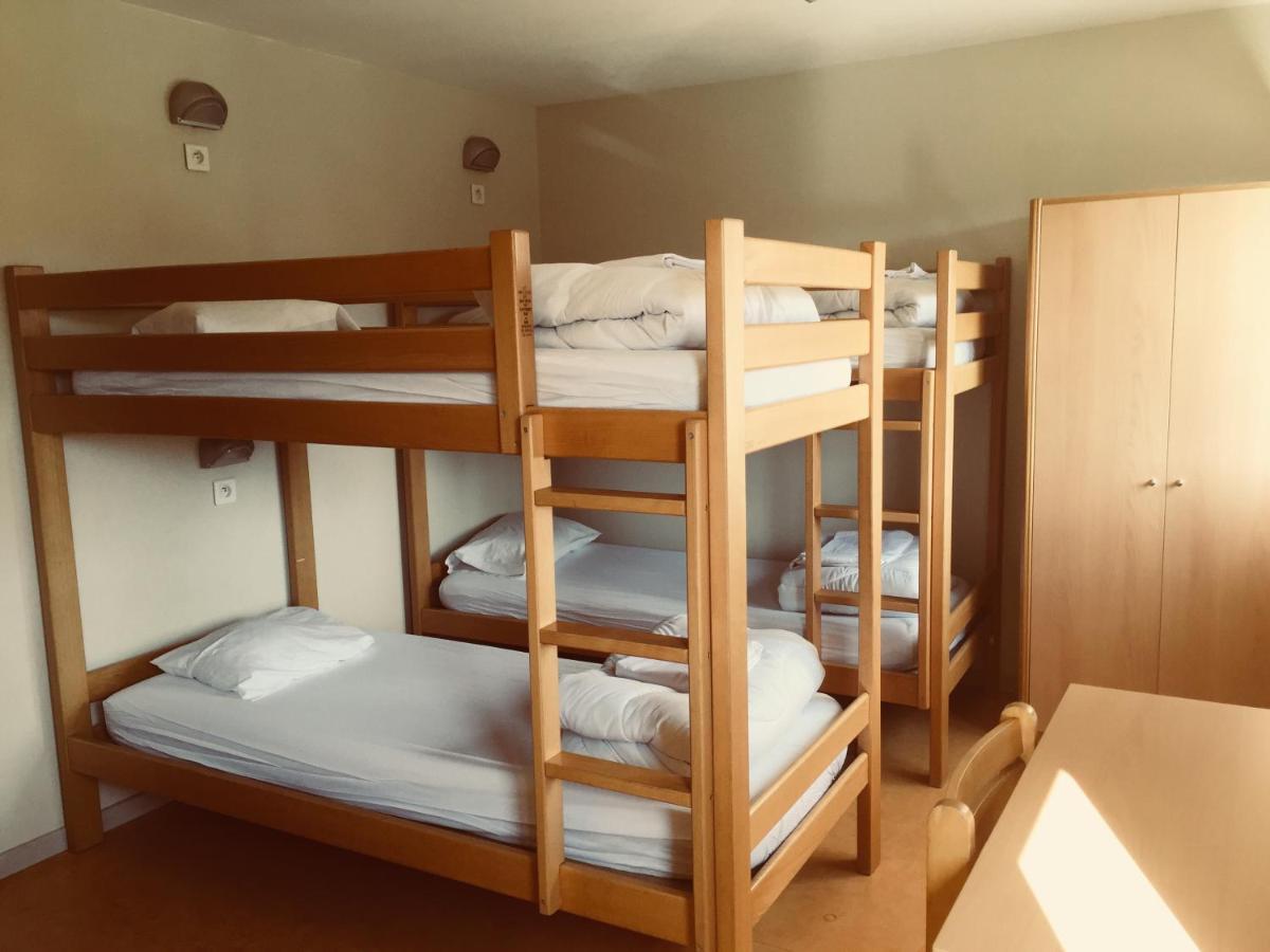 Auberge De Jeunesse Hi Pontarlier Exteriör bild